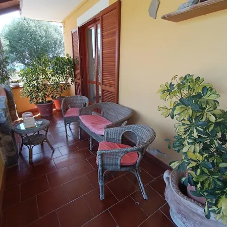 度假居 Gio 波利卡斯特罗巴森迪诺